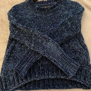 ROMEO & JULIET SWEATER